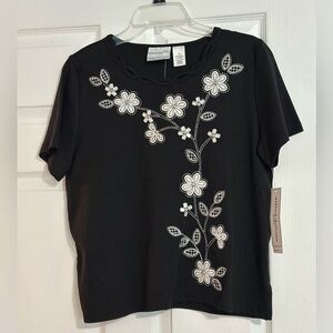 Alfred Dunner St. Barth's  Floral Embroidered Scalloped‎ Top Petite Medium NEW